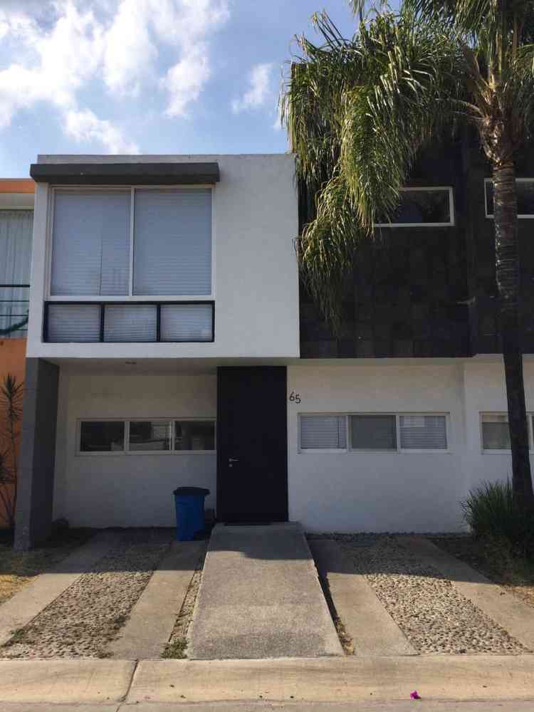 casa en venta avenida guadalupe la joya 1 zapopan jalisco pQawgQg
